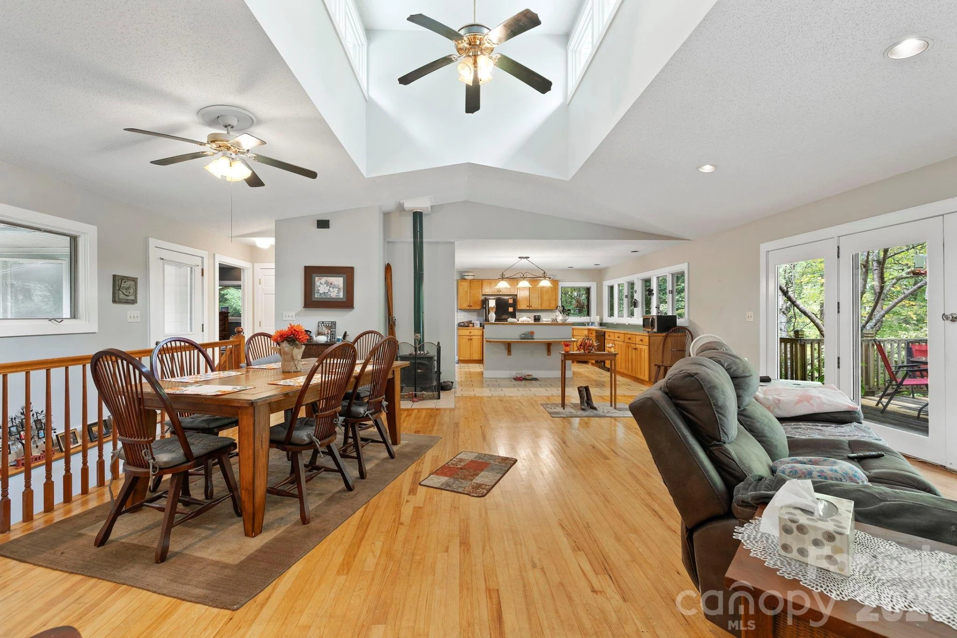 428 Lakeland Drive - Photo 16