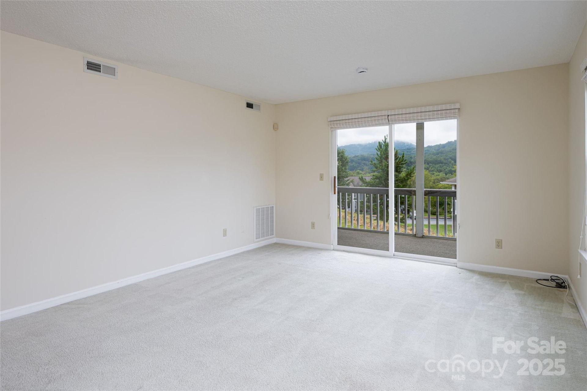 4805 Breakers Lane - Photo 13
