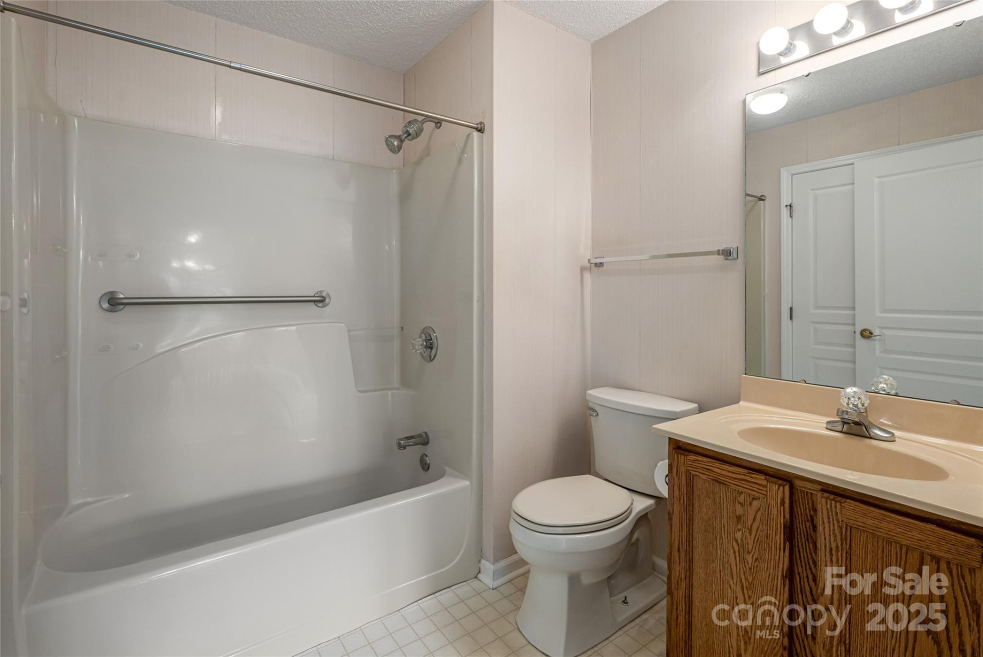 4805 Breakers Lane - Photo 19