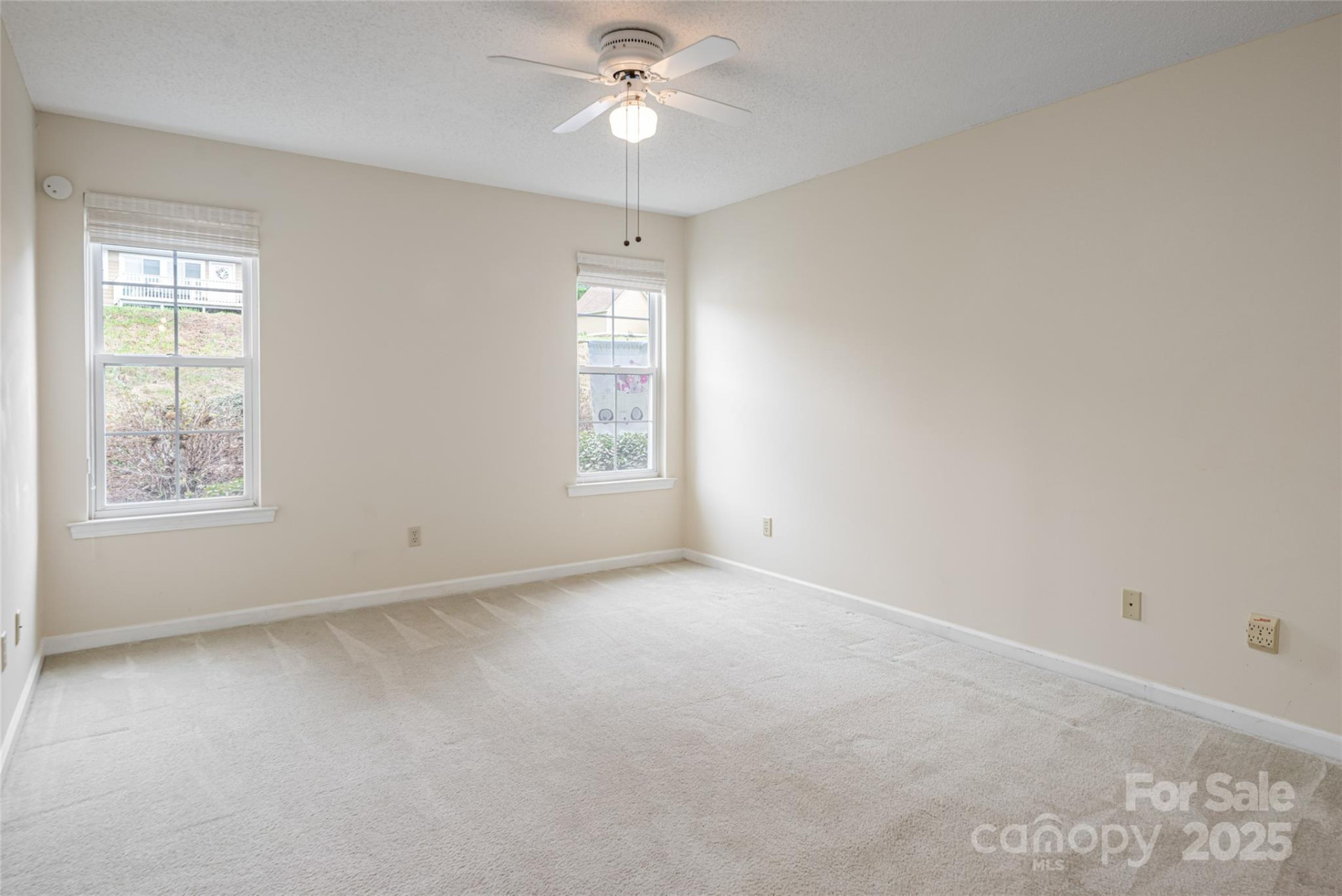 4805 Breakers Lane - Photo 20