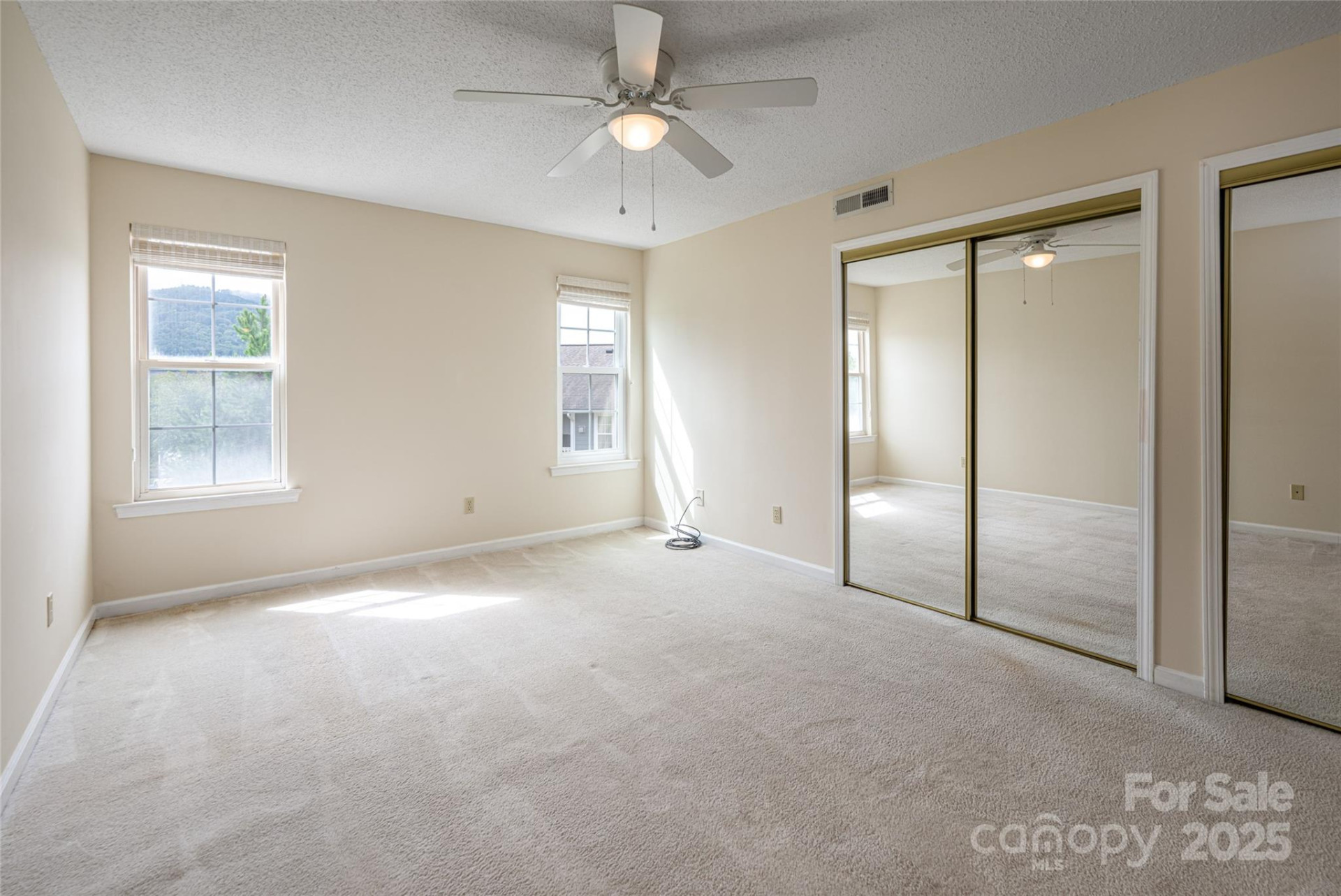 4805 Breakers Lane - Photo 23
