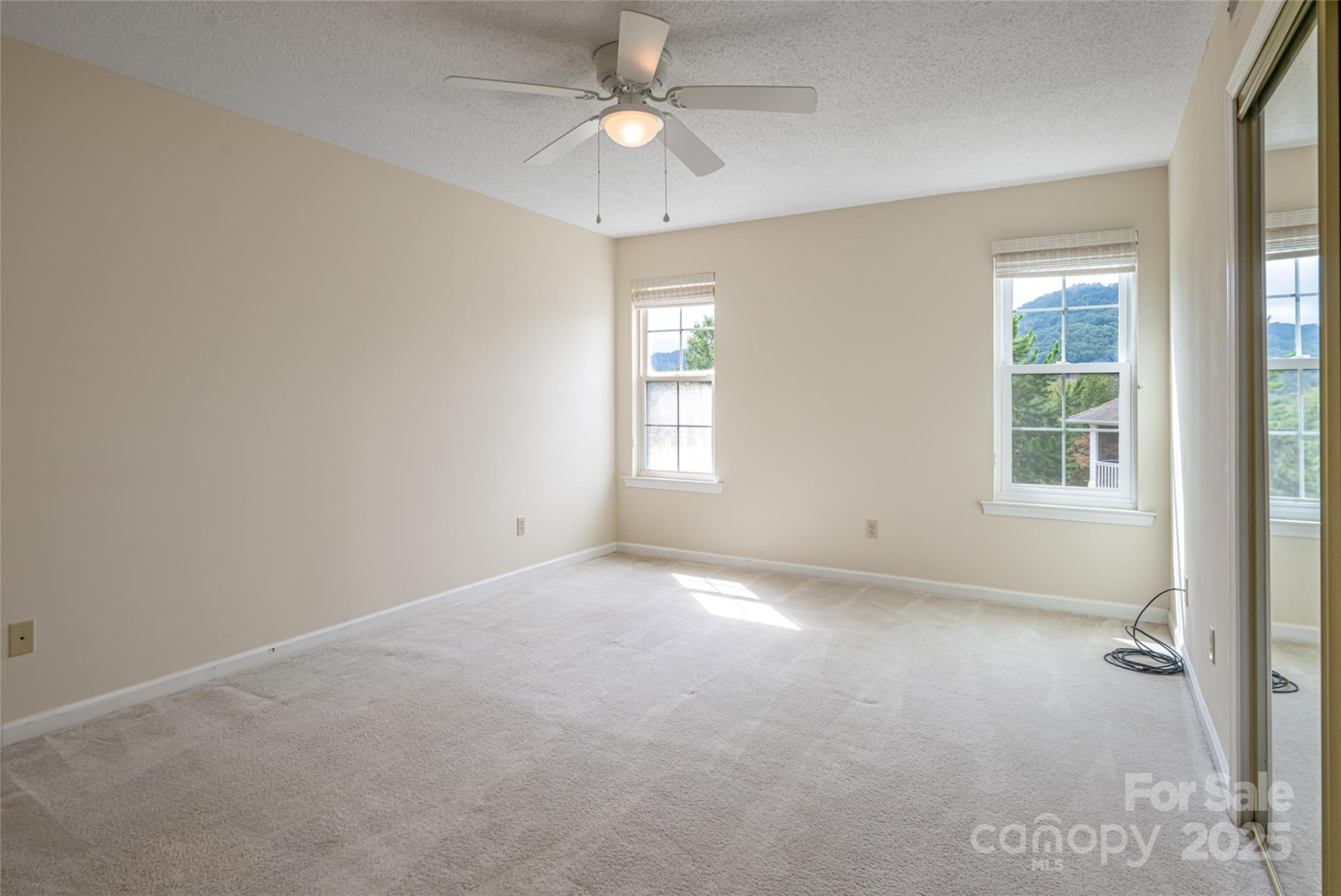 4805 Breakers Lane - Photo 24