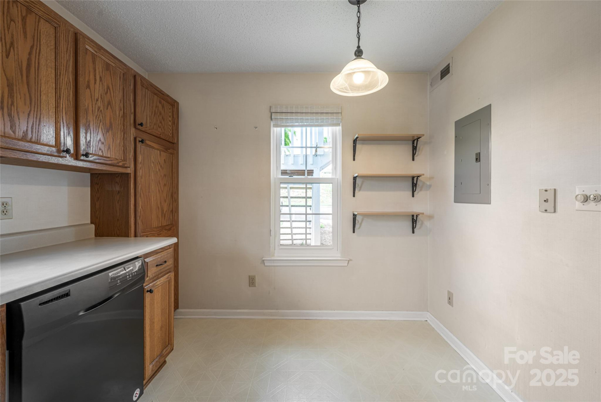 4805 Breakers Lane - Photo 7