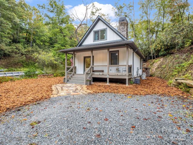 800 Williamson Creek Road, Pisgah Forest, NC, 28768