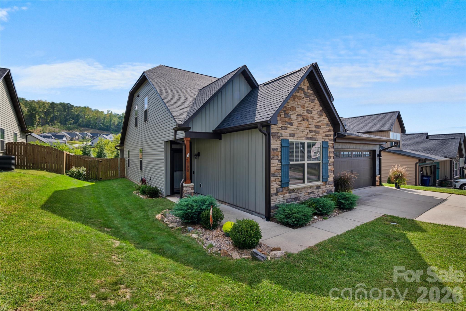 190 Water Leaf Drive - Photo 2