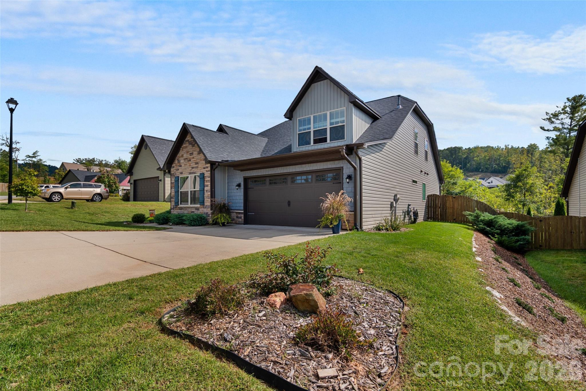 190 Water Leaf Drive - Photo 3