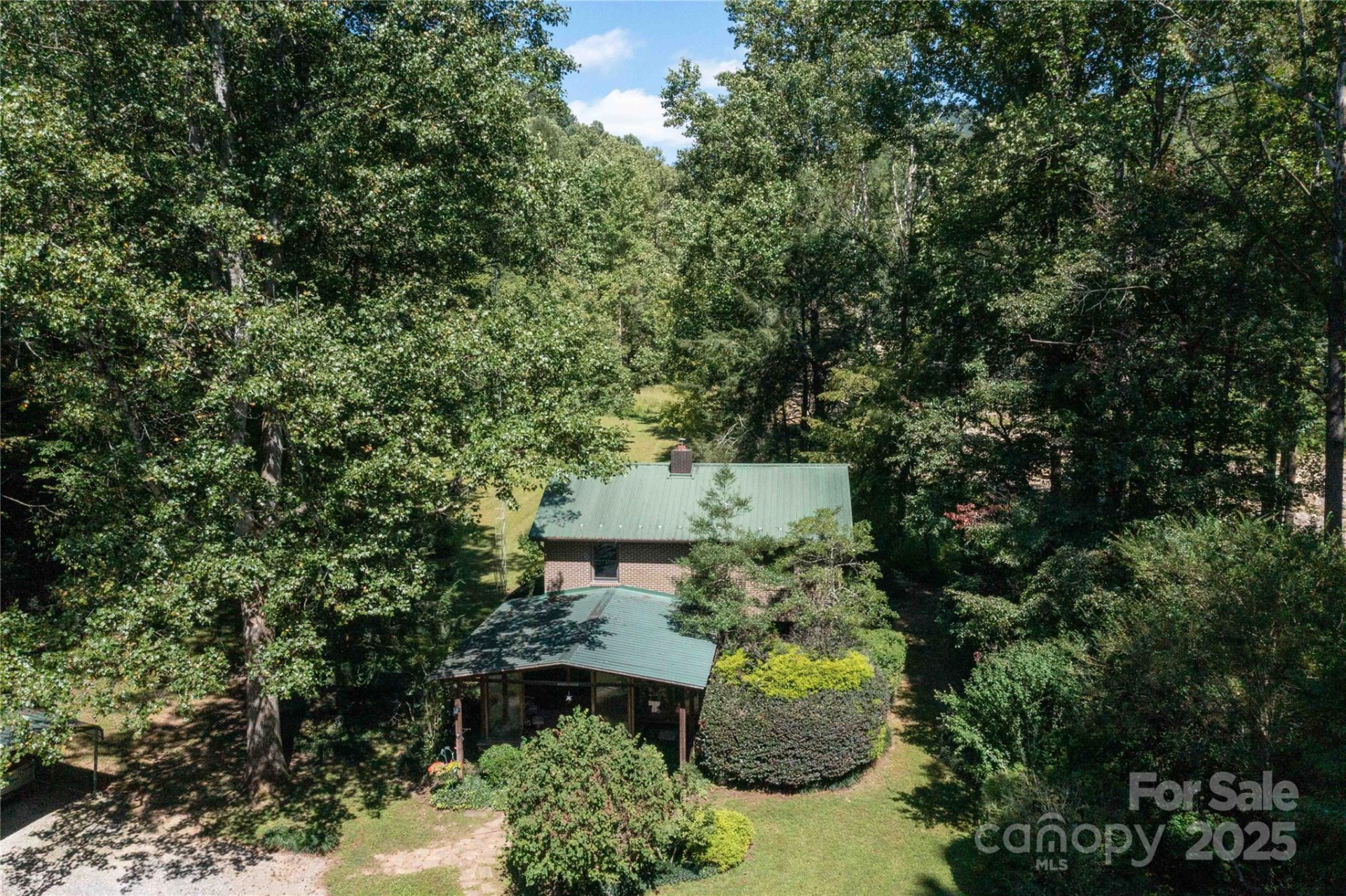 7825 Buck Creek Road - Photo 4