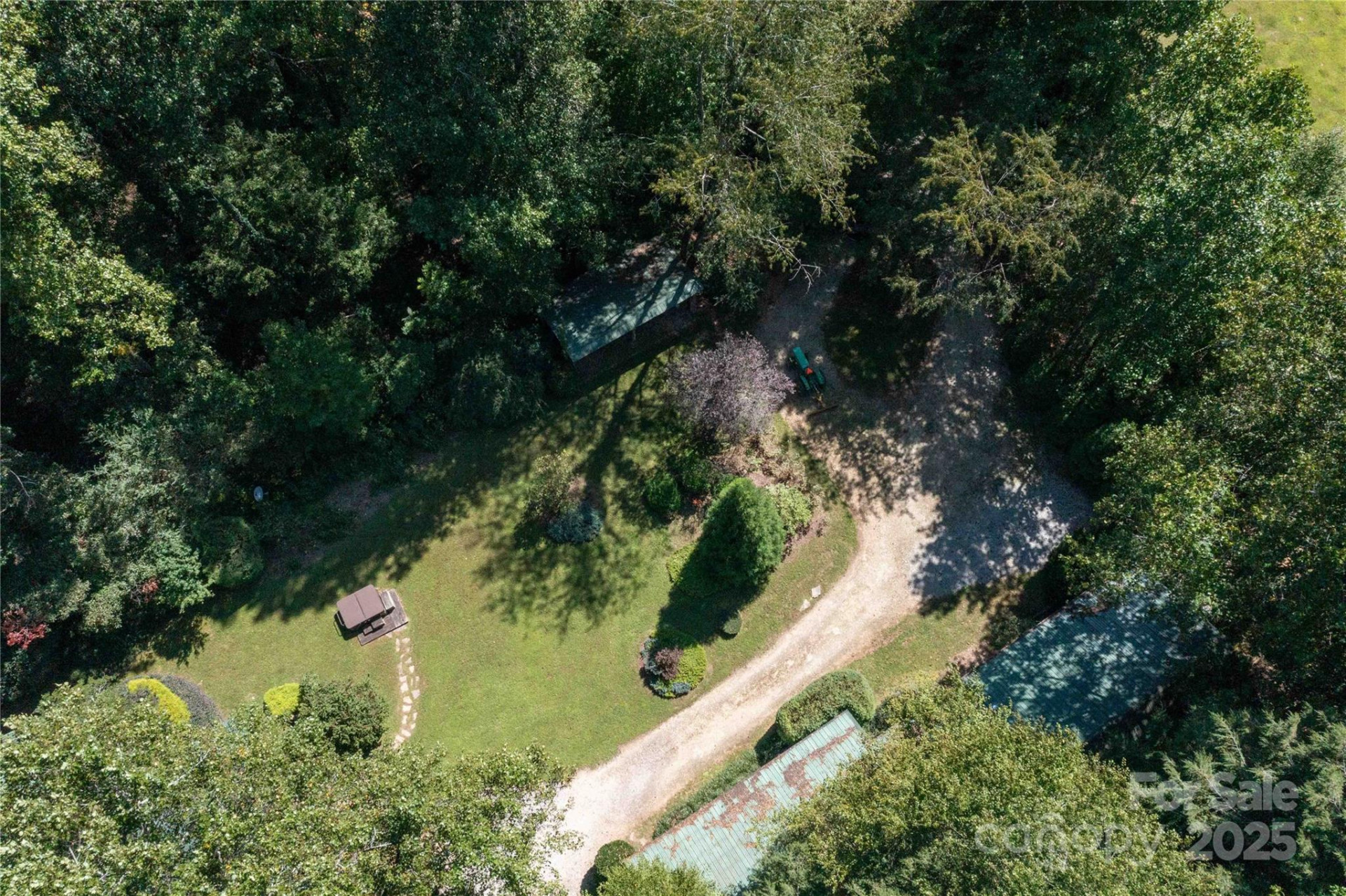 7825 Buck Creek Road - Photo 37