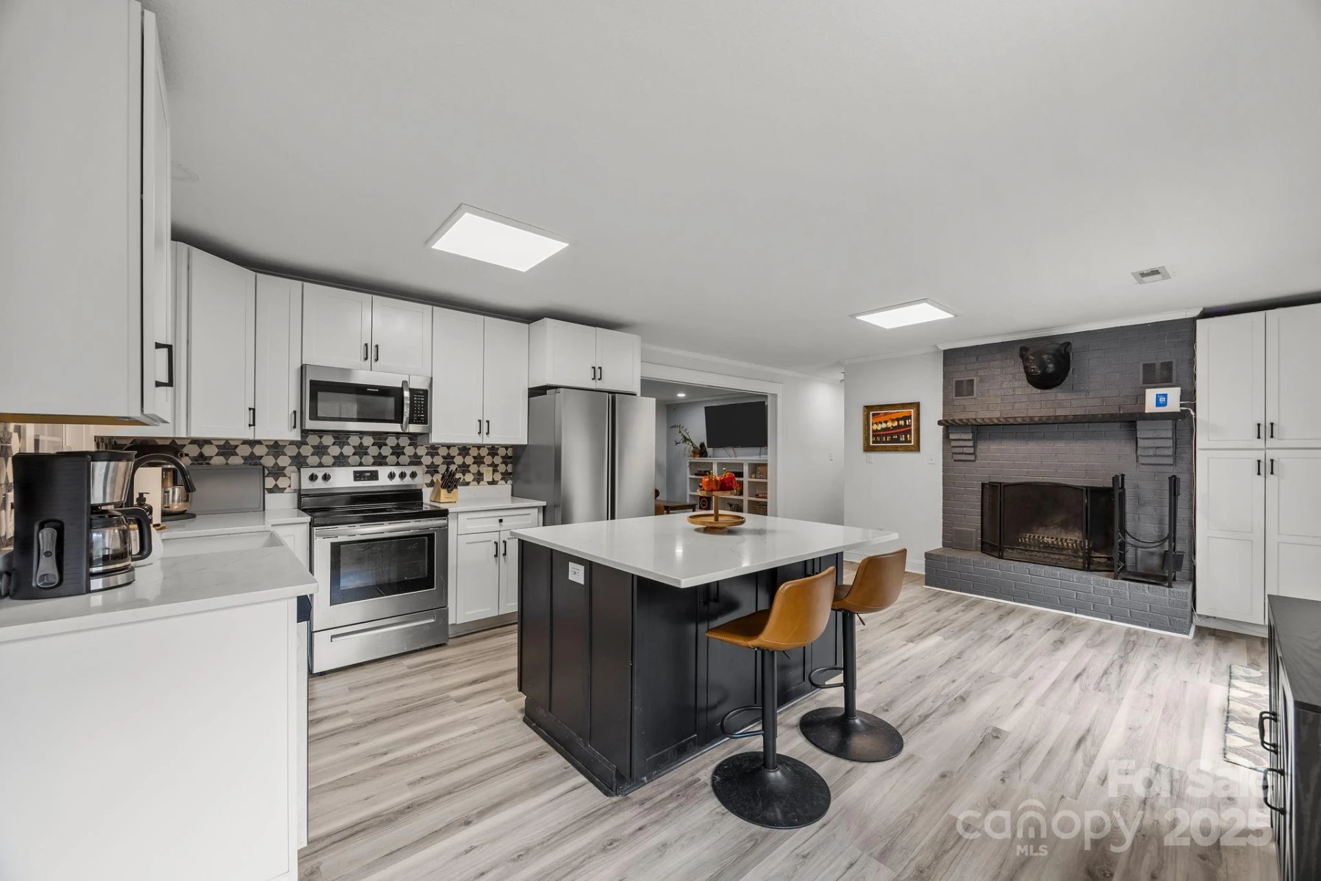 1225 Gilbert Street - Photo 21