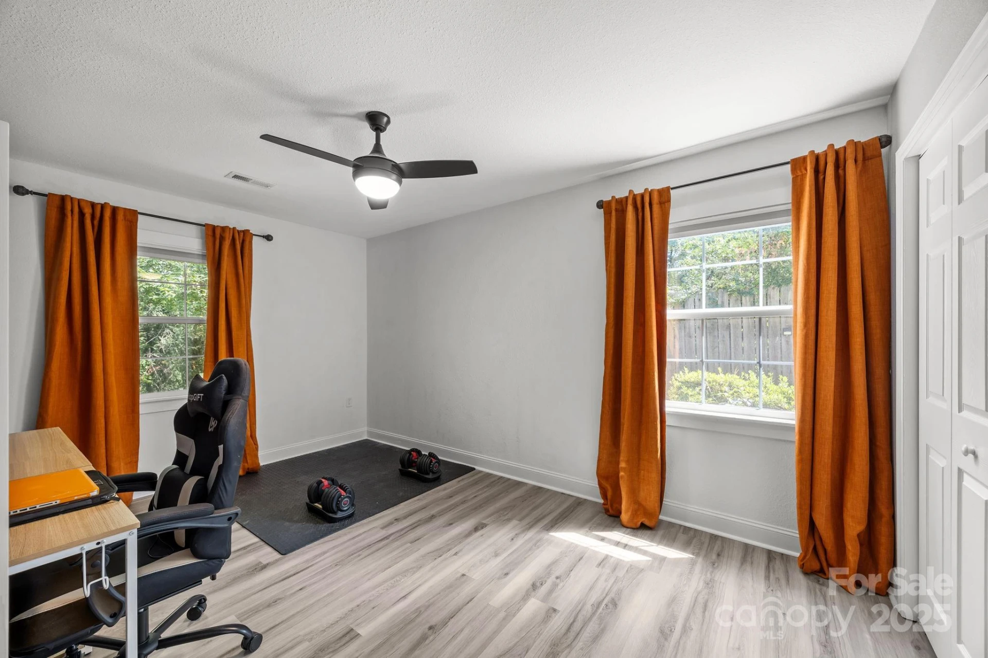 1225 Gilbert Street - Photo 31