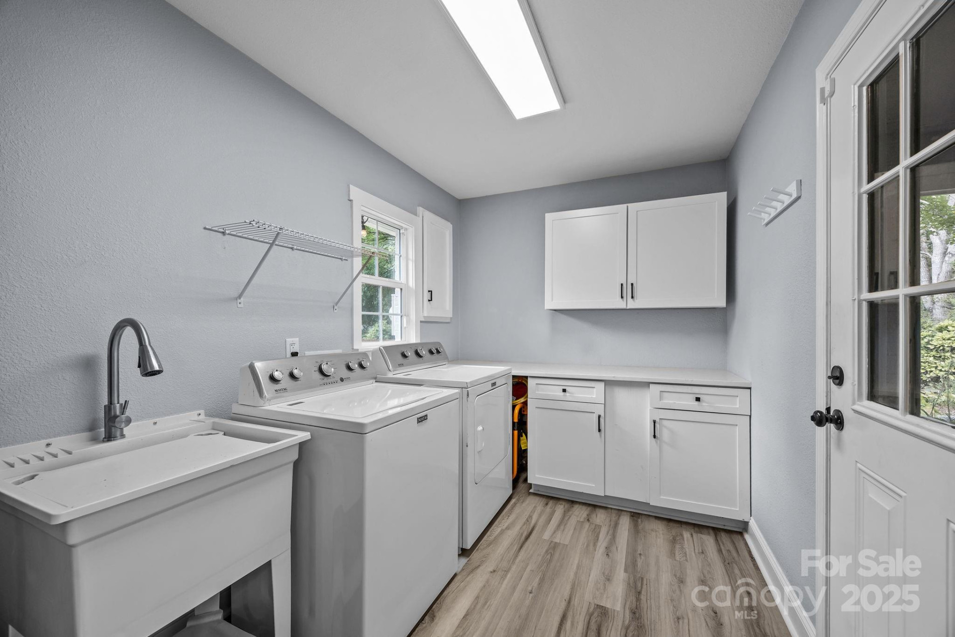 1225 Gilbert Street - Photo 33