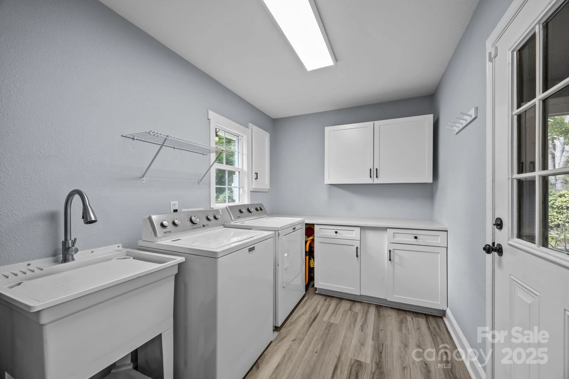 1225 Gilbert Street - Photo 33