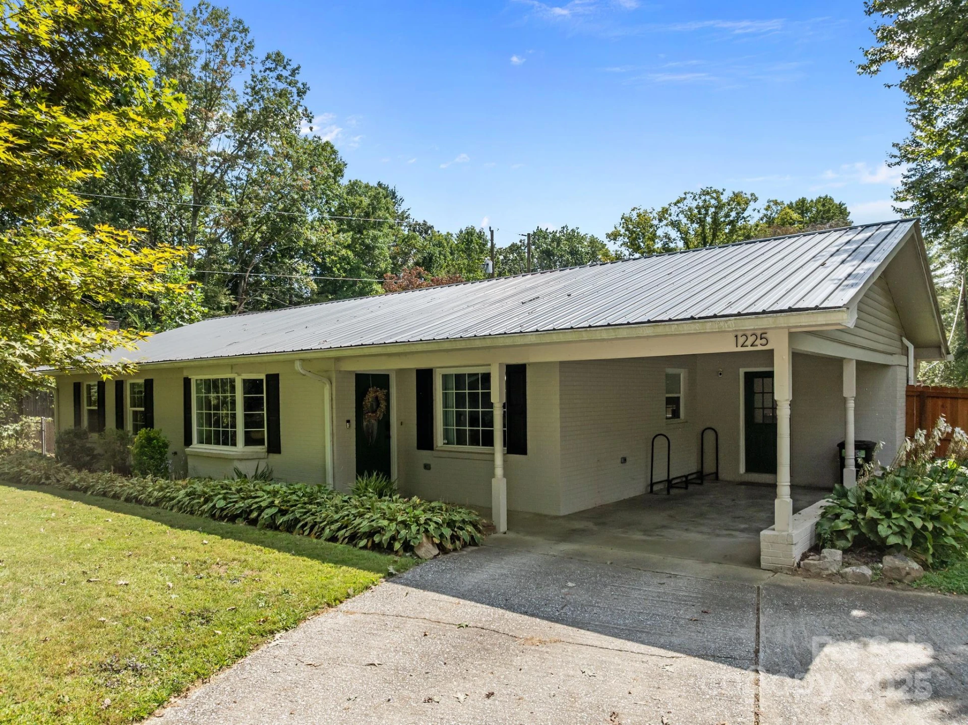 1225 Gilbert Street - Photo 45