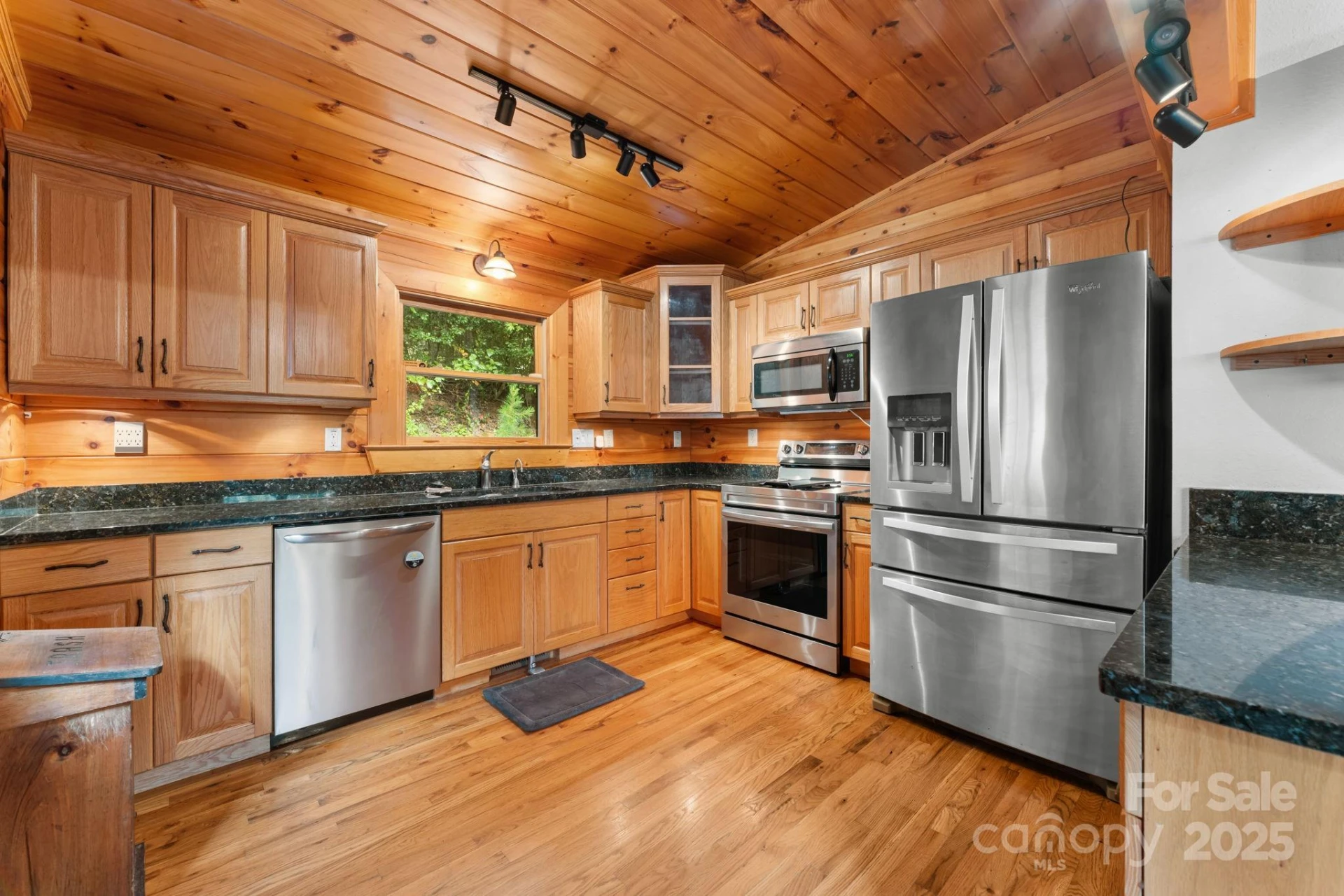 80 Slow Lane - Photo 12