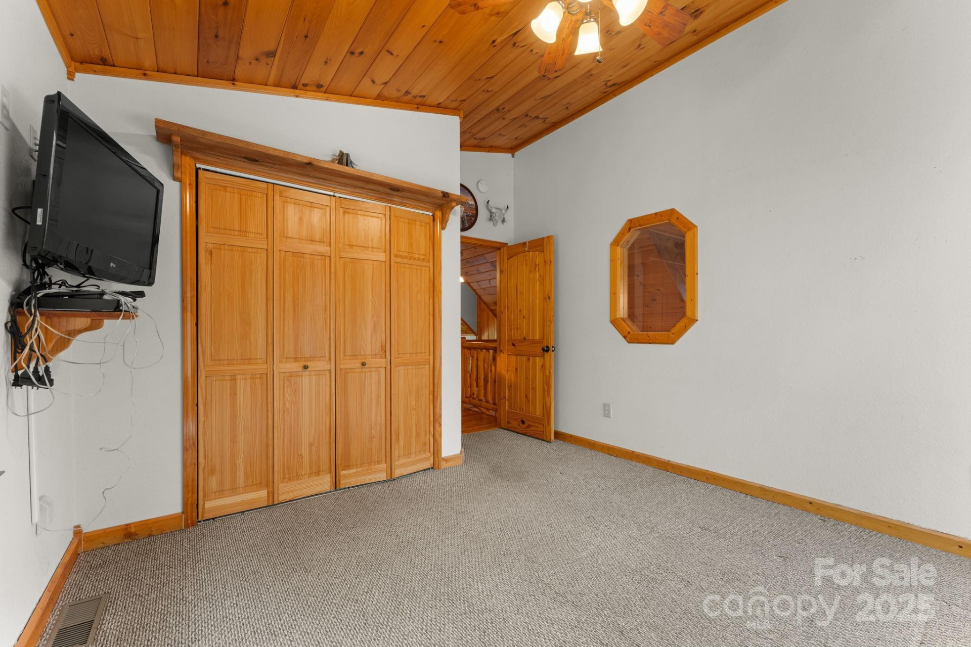 80 Slow Lane - Photo 35