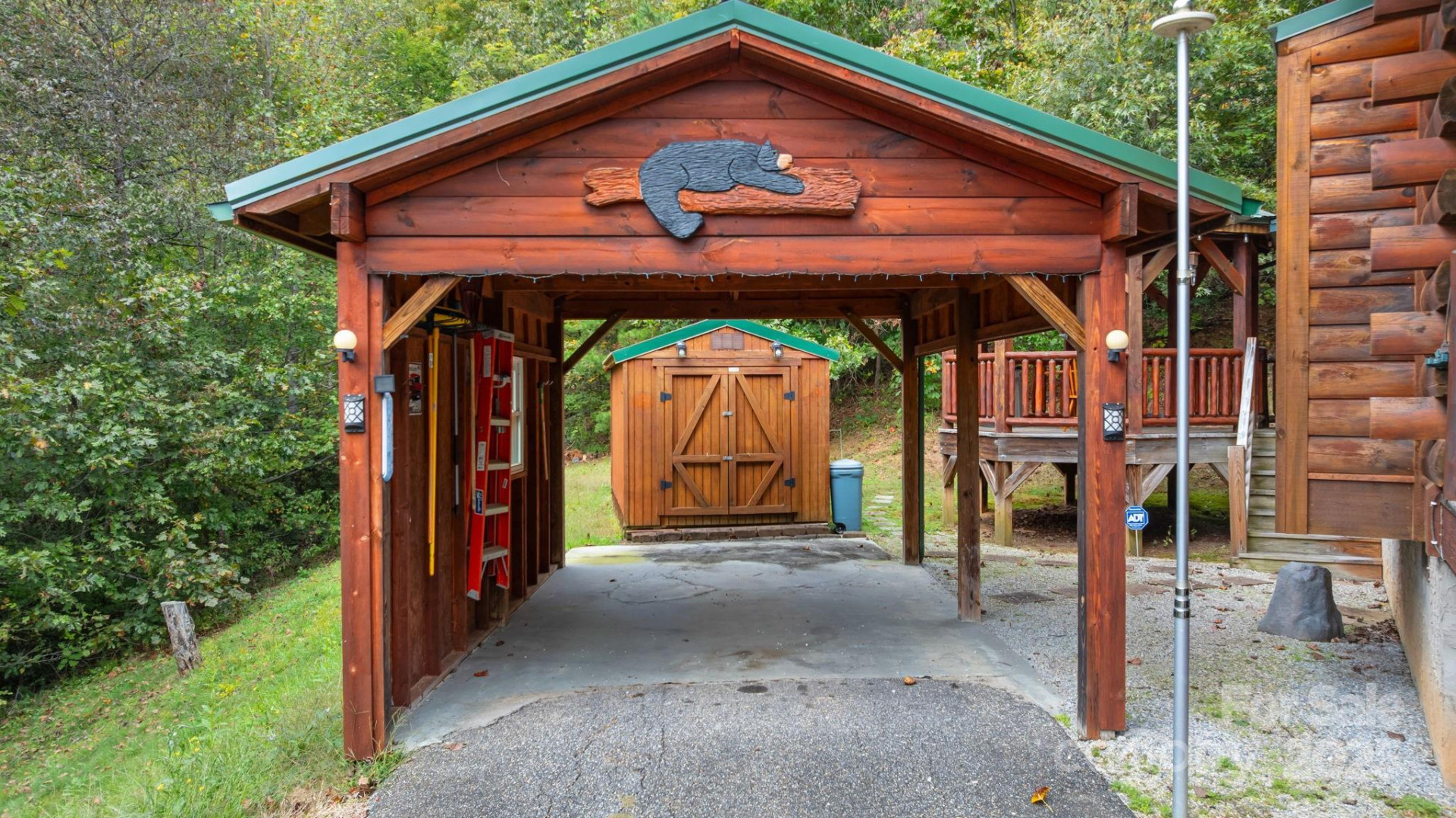 80 Slow Lane - Photo 38