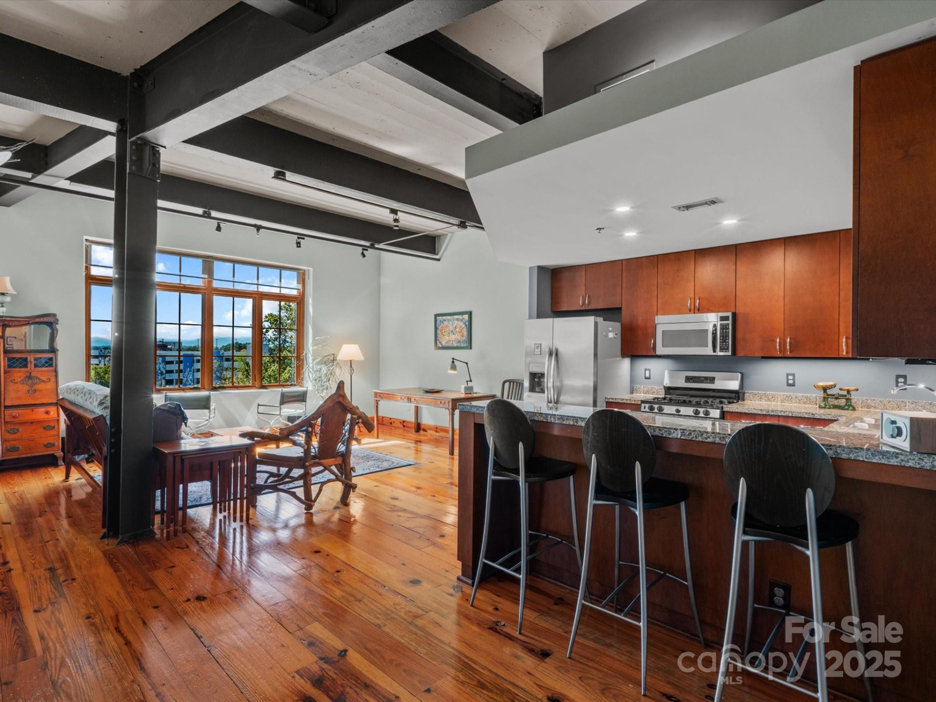 100 Coxe Avenue #306