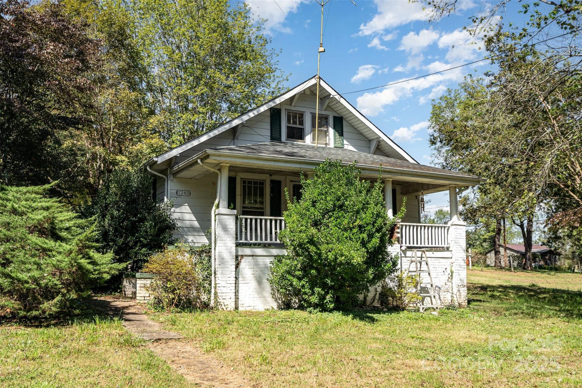 1245 Harrison Loop
