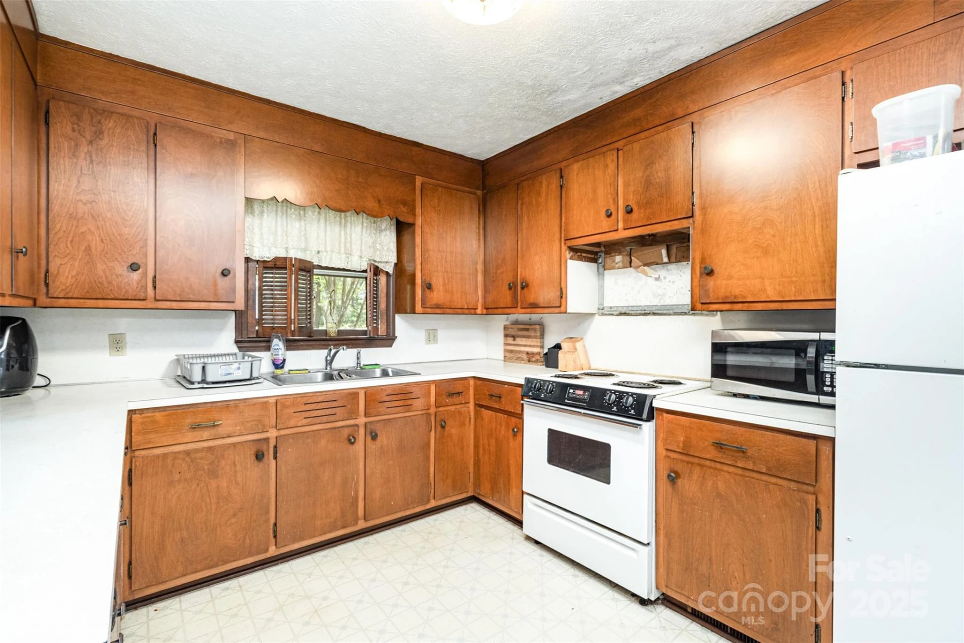 1245 Harrison Loop - Photo 6
