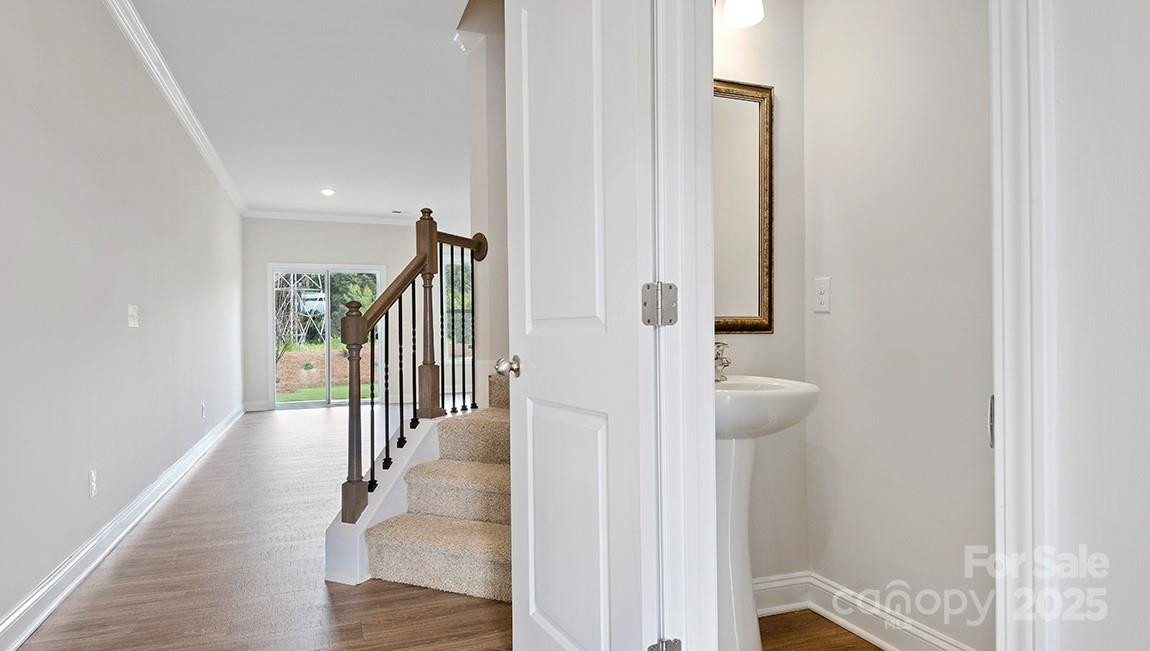 346 Creekview Road - Photo 13