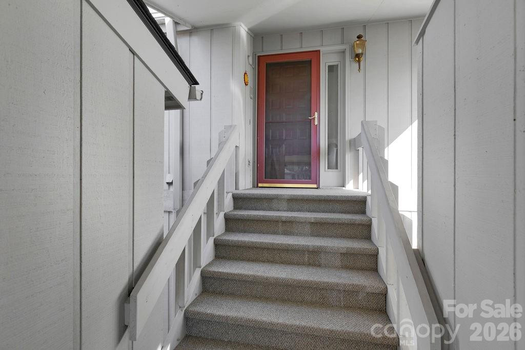 157 Glen Cannon Point #3 - Photo 2