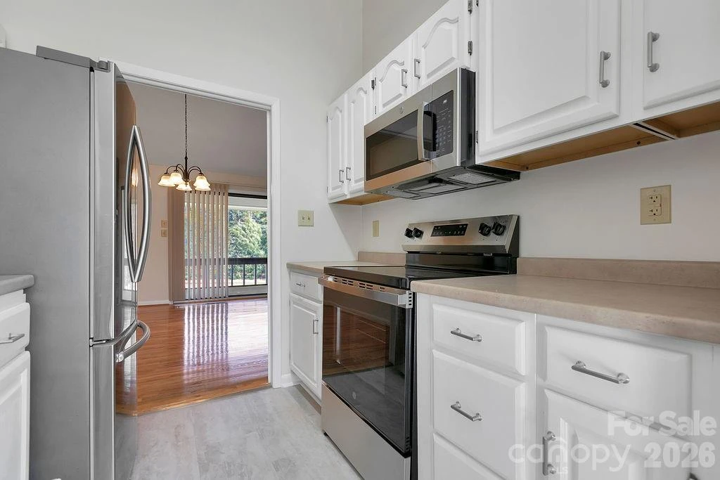 157 Glen Cannon Point #3 - Photo 11