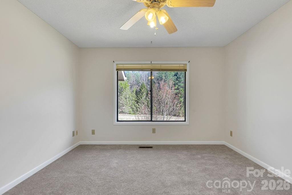 157 Glen Cannon Point #3 - Photo 27