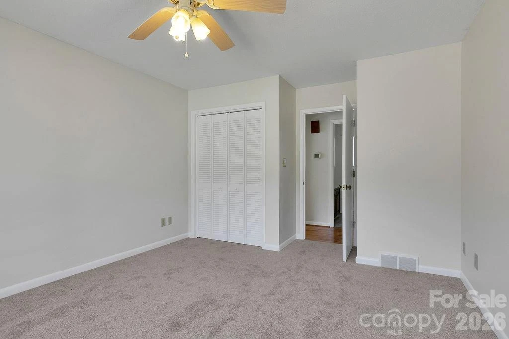 157 Glen Cannon Point #3 - Photo 28