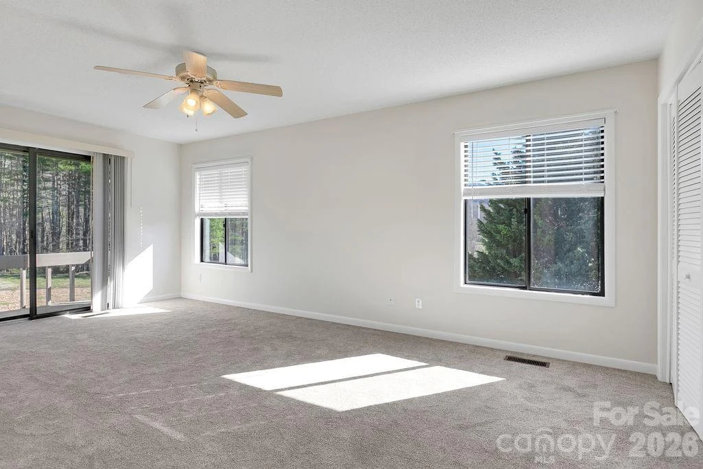 157 Glen Cannon Point #3 - Photo 30
