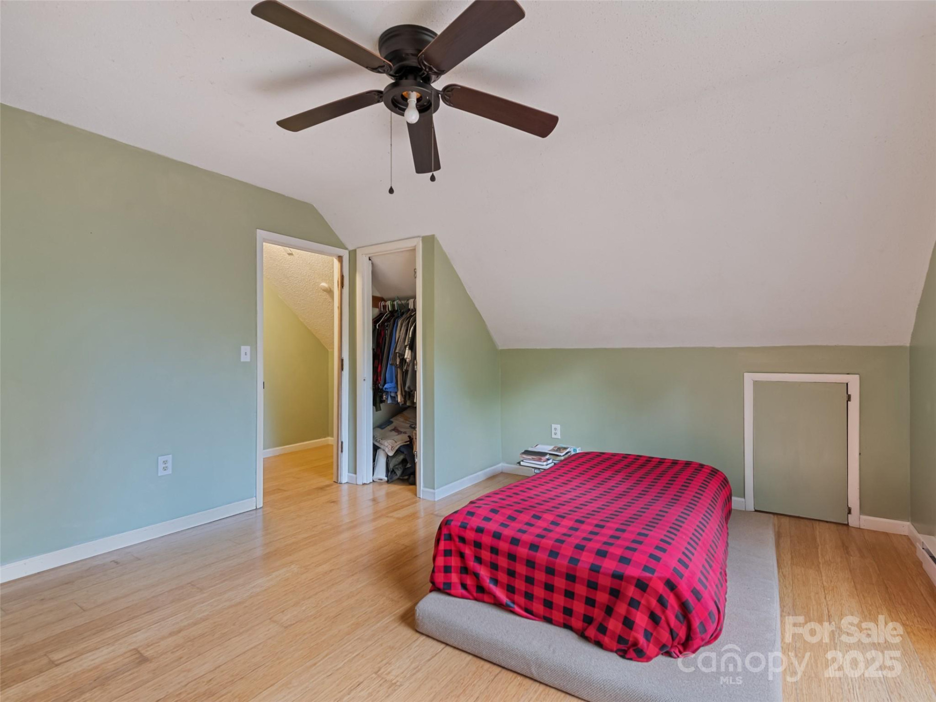 128 Rome Beauty Road - Photo 17