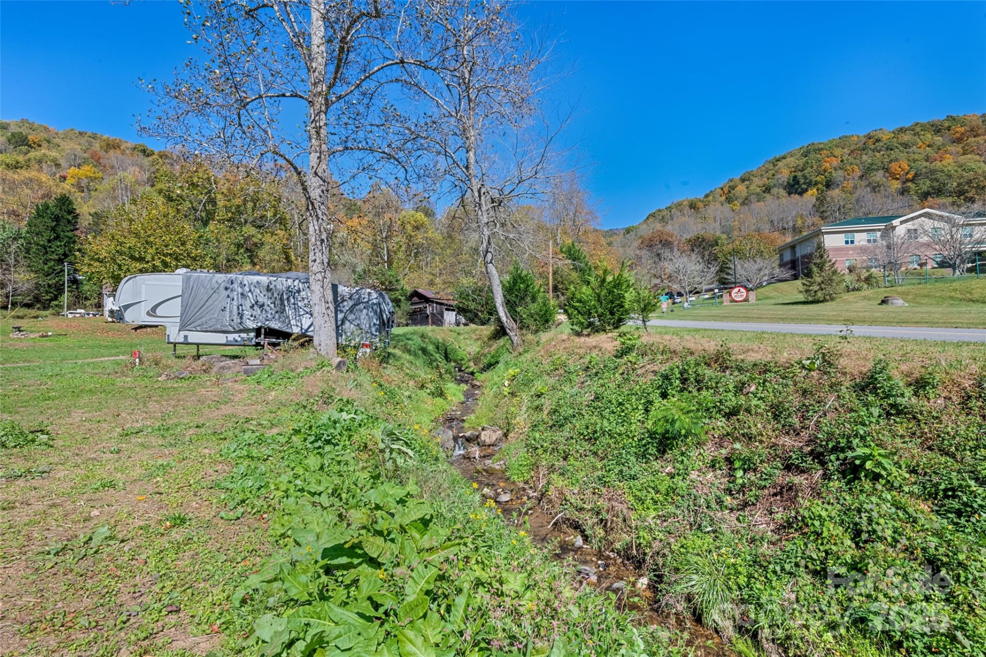 505 Parris Branch Road - Photo 4