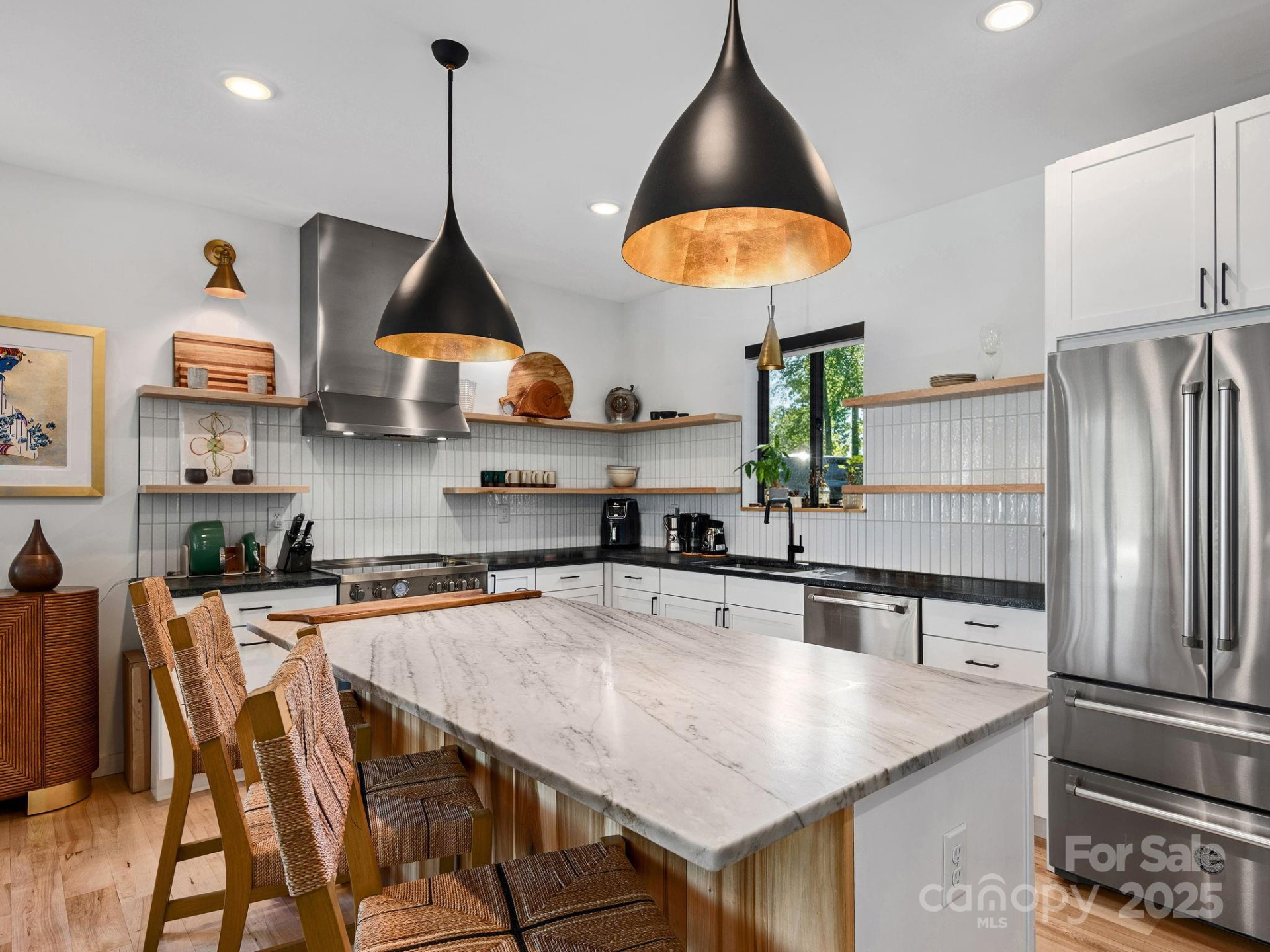 434 Creek Side Drive - Photo 2