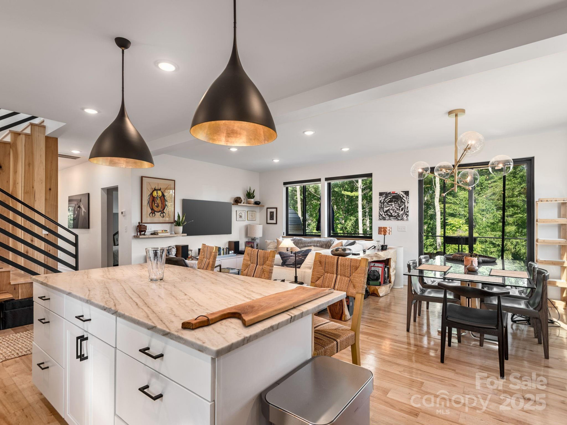434 Creek Side Drive - Photo 4