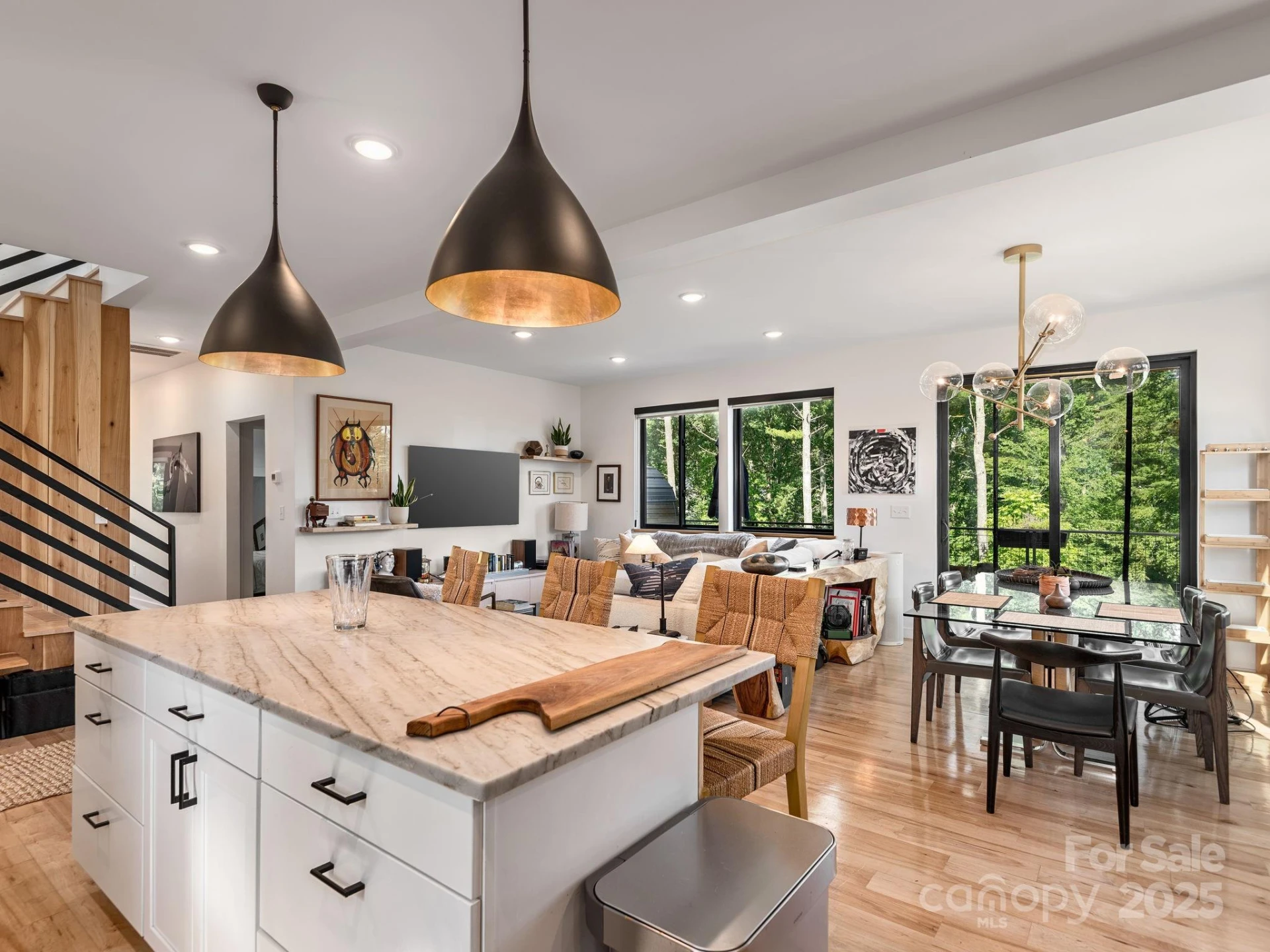 434 Creek Side Drive - Photo 4