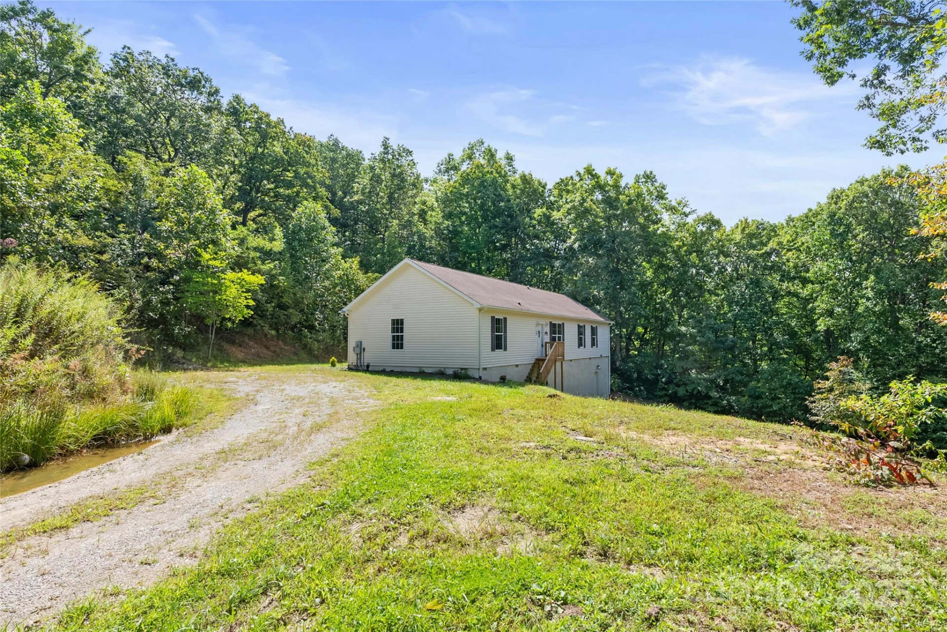 47 Red Valley Road