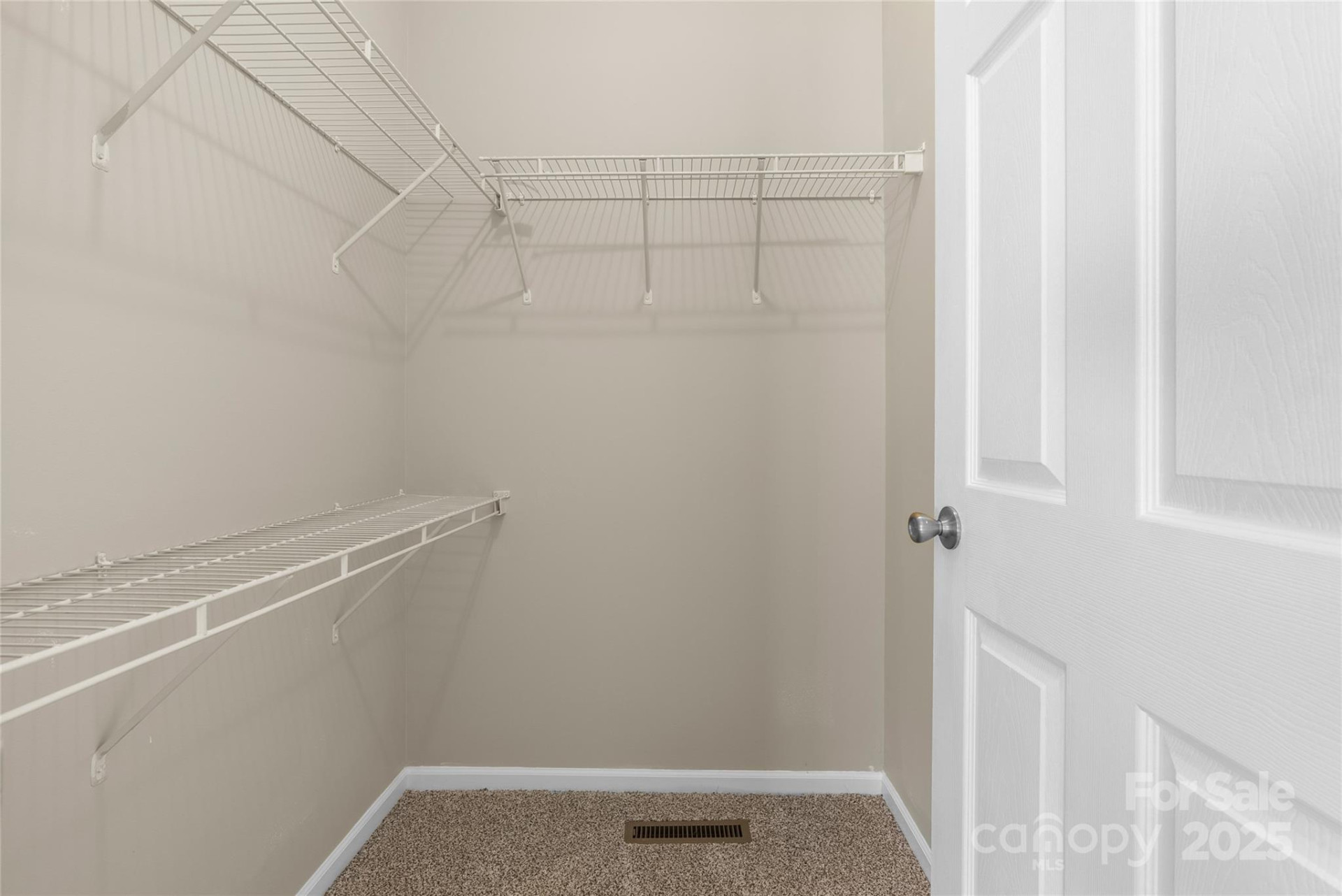 47 Red Valley Road - Photo 18