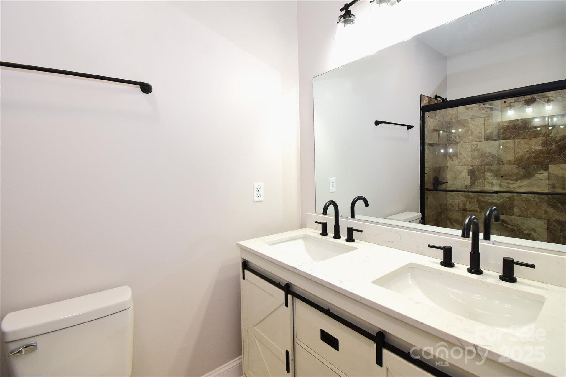 223 Main Street - Photo 13