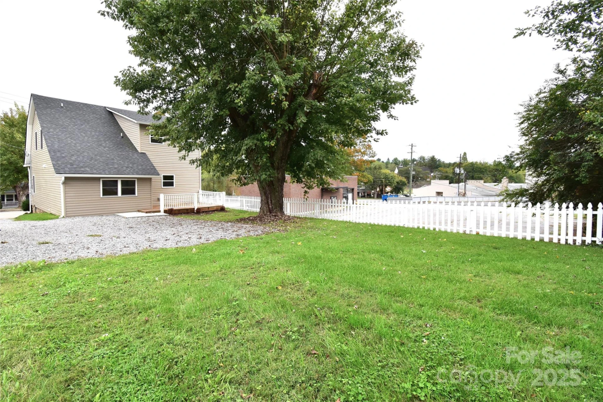 223 Main Street - Photo 34