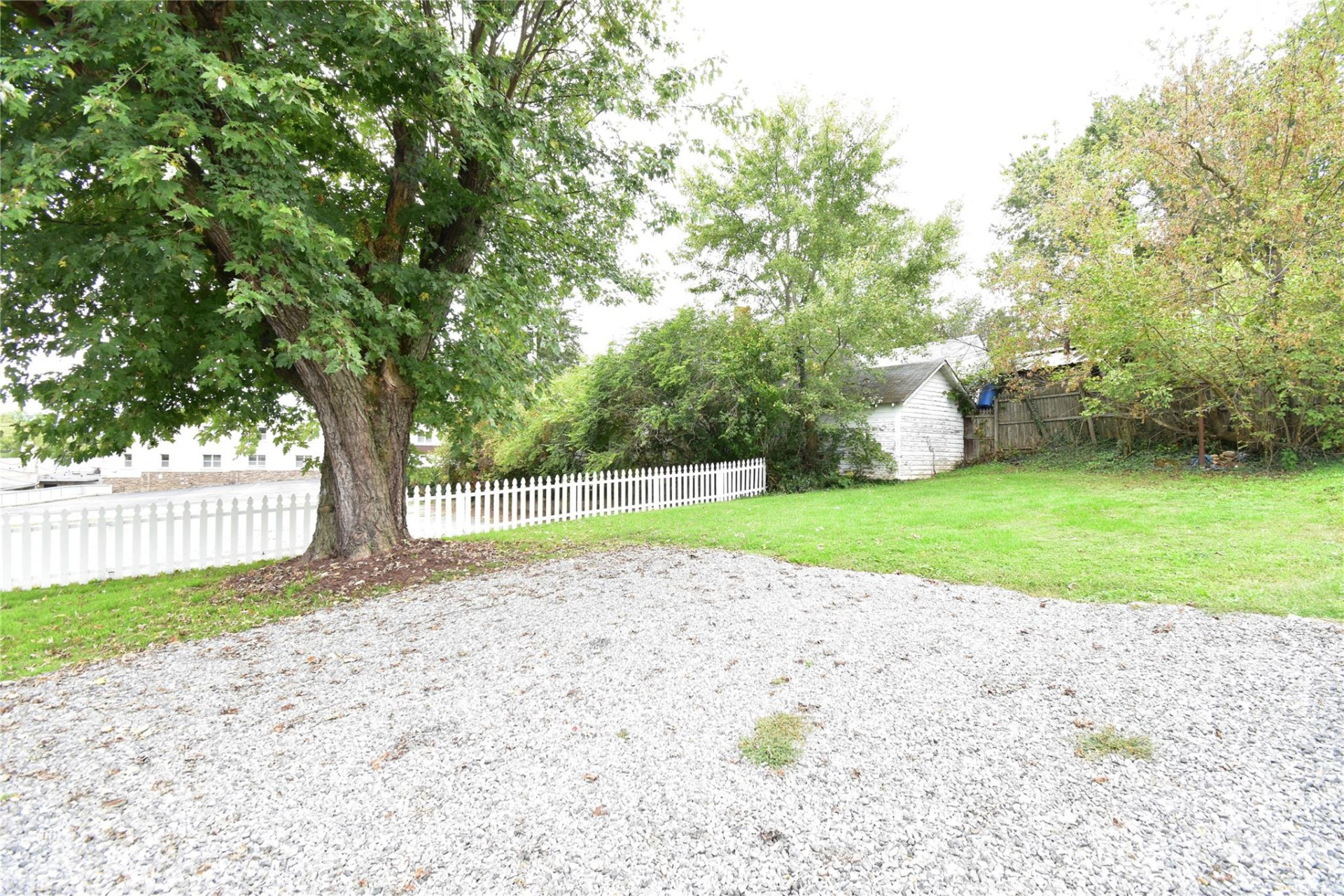 223 Main Street - Photo 37