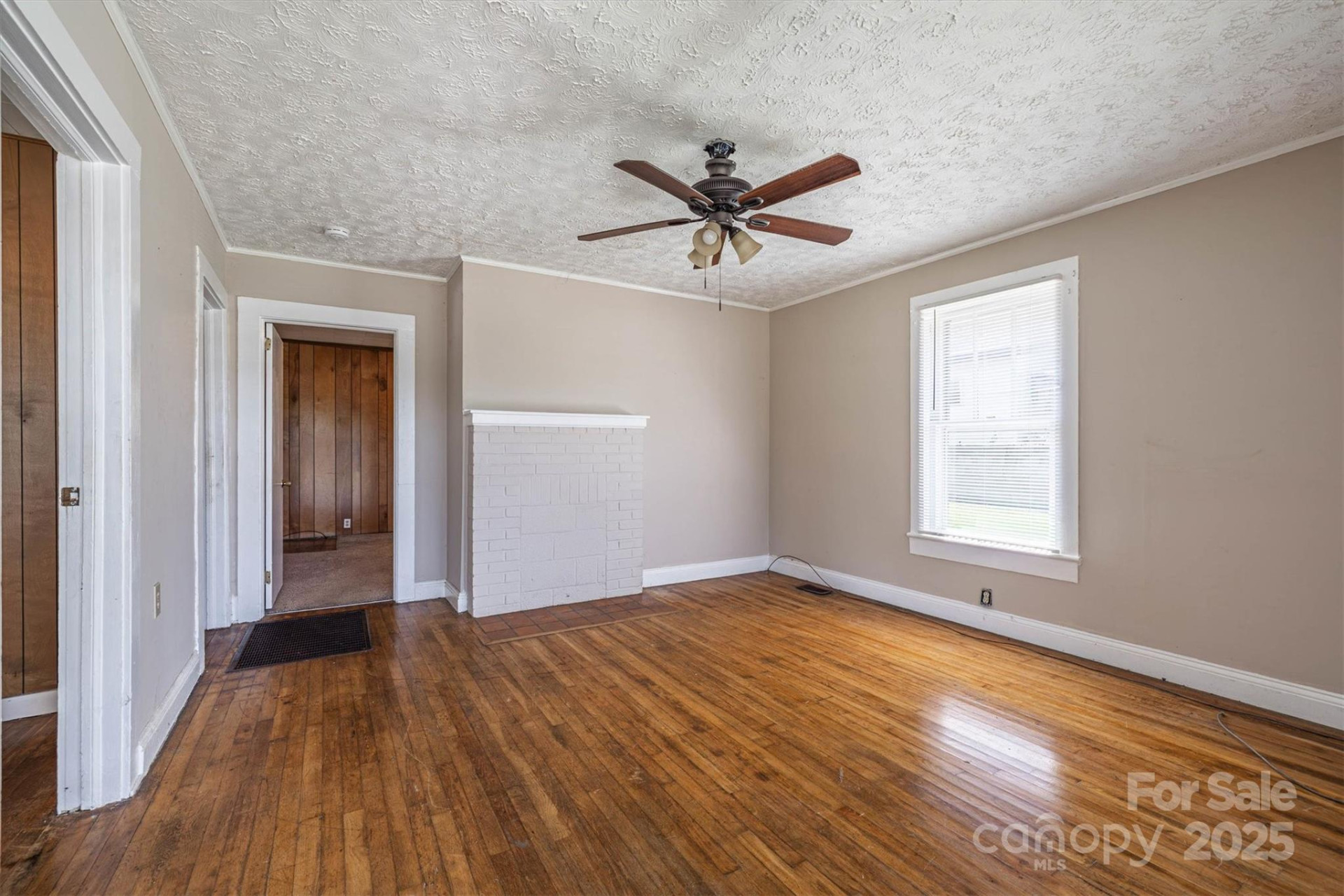 521 Praley Street - Photo 4