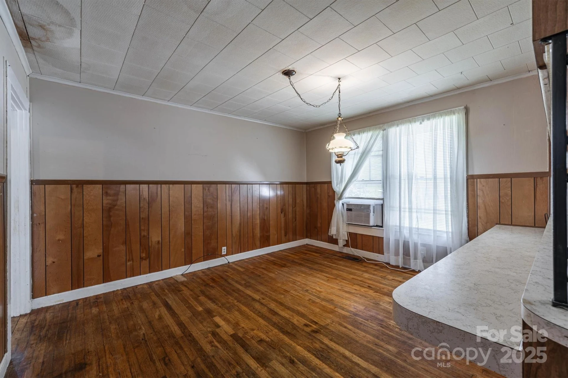 521 Praley Street - Photo 9