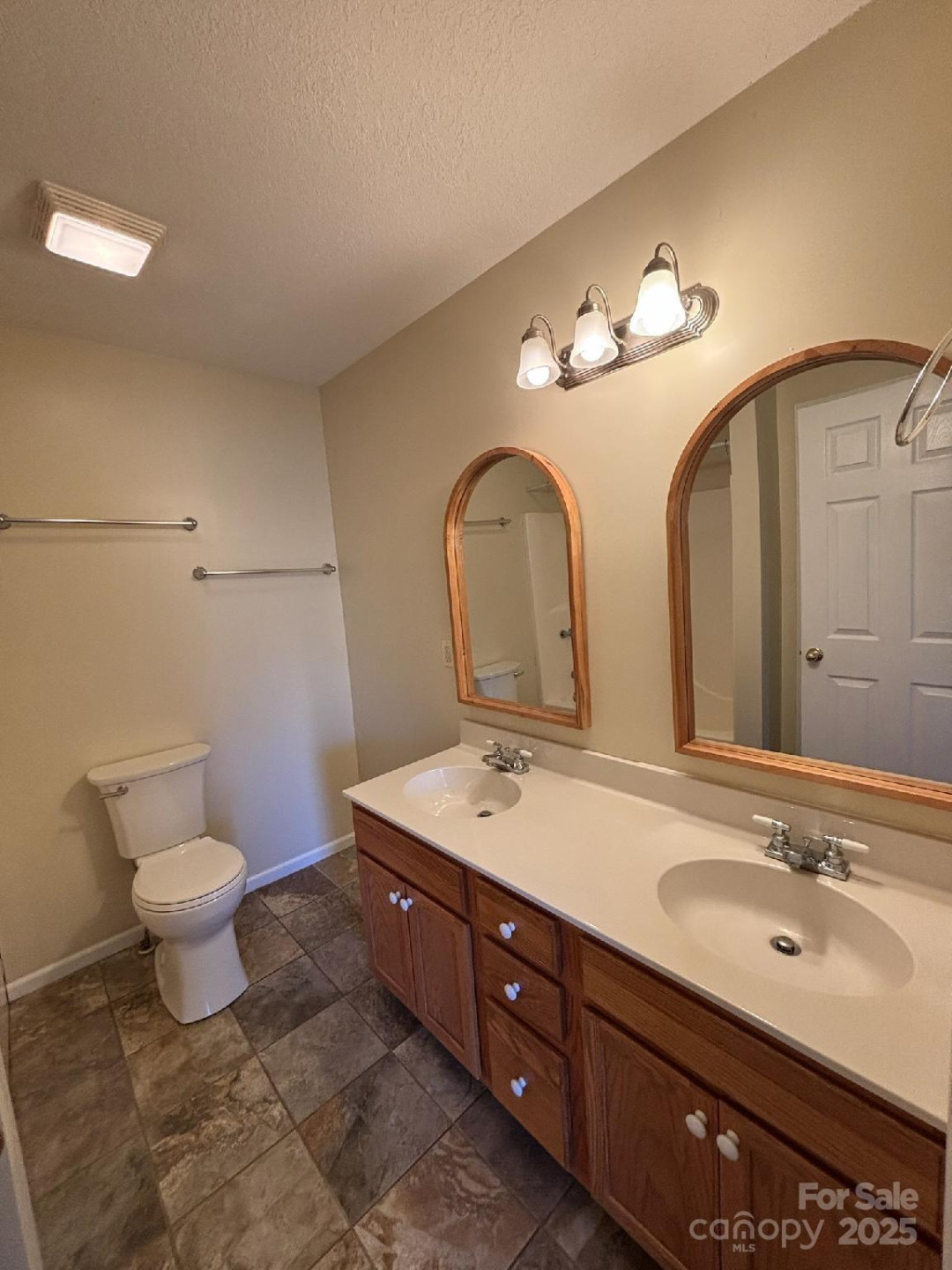 493 Spring Hill Road - Photo 15