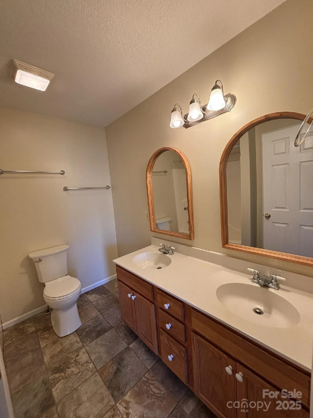 493 Spring Hill Road - Photo 15
