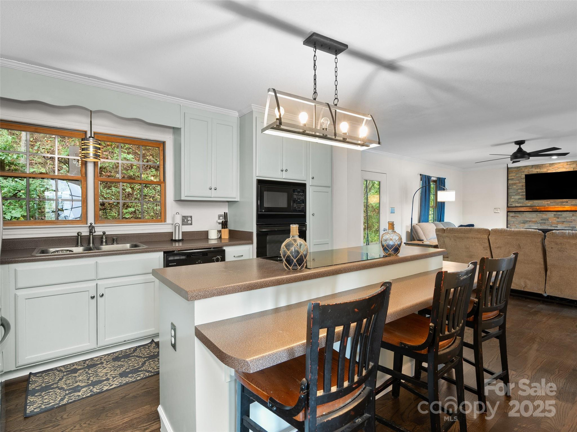 1231 Grandeur Heights - Photo 7