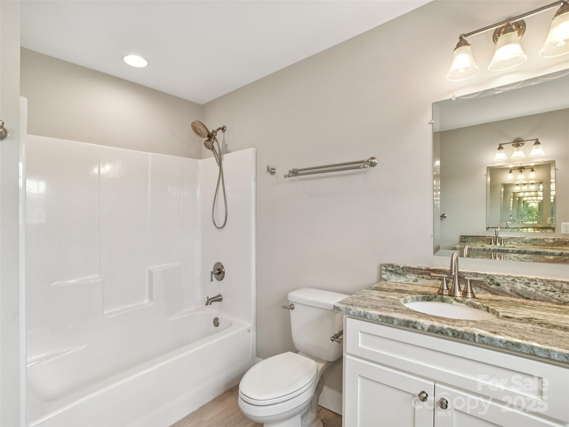 64 Leyland Circle - Photo 17