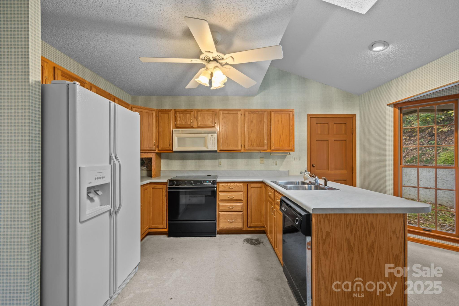 17 Laurel Trail - Photo 8