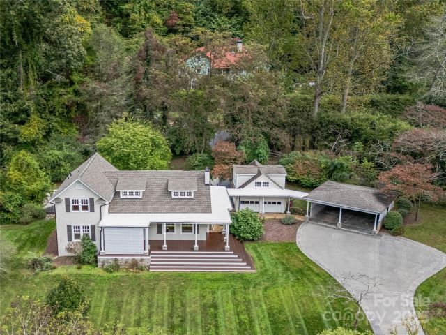 111 Rathfarnham Circle