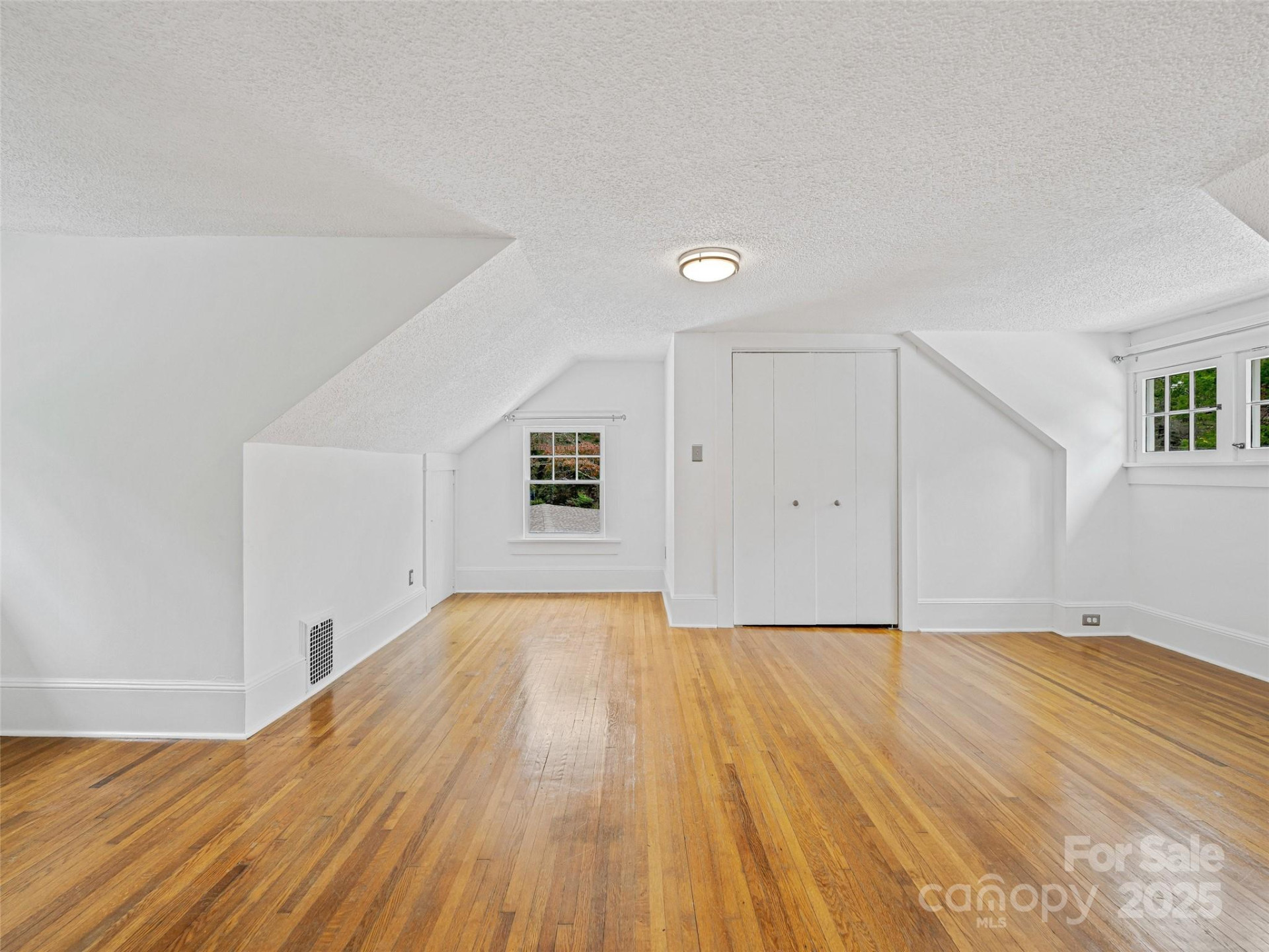 111 Rathfarnham Circle - Photo 32