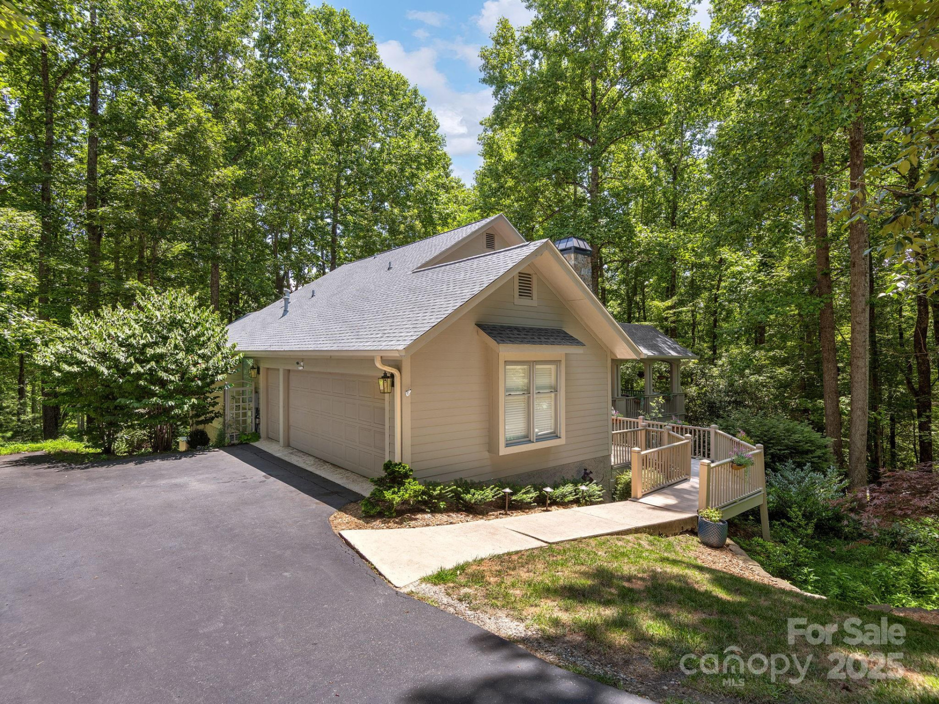 202 Bent Pine Trace - Photo 2