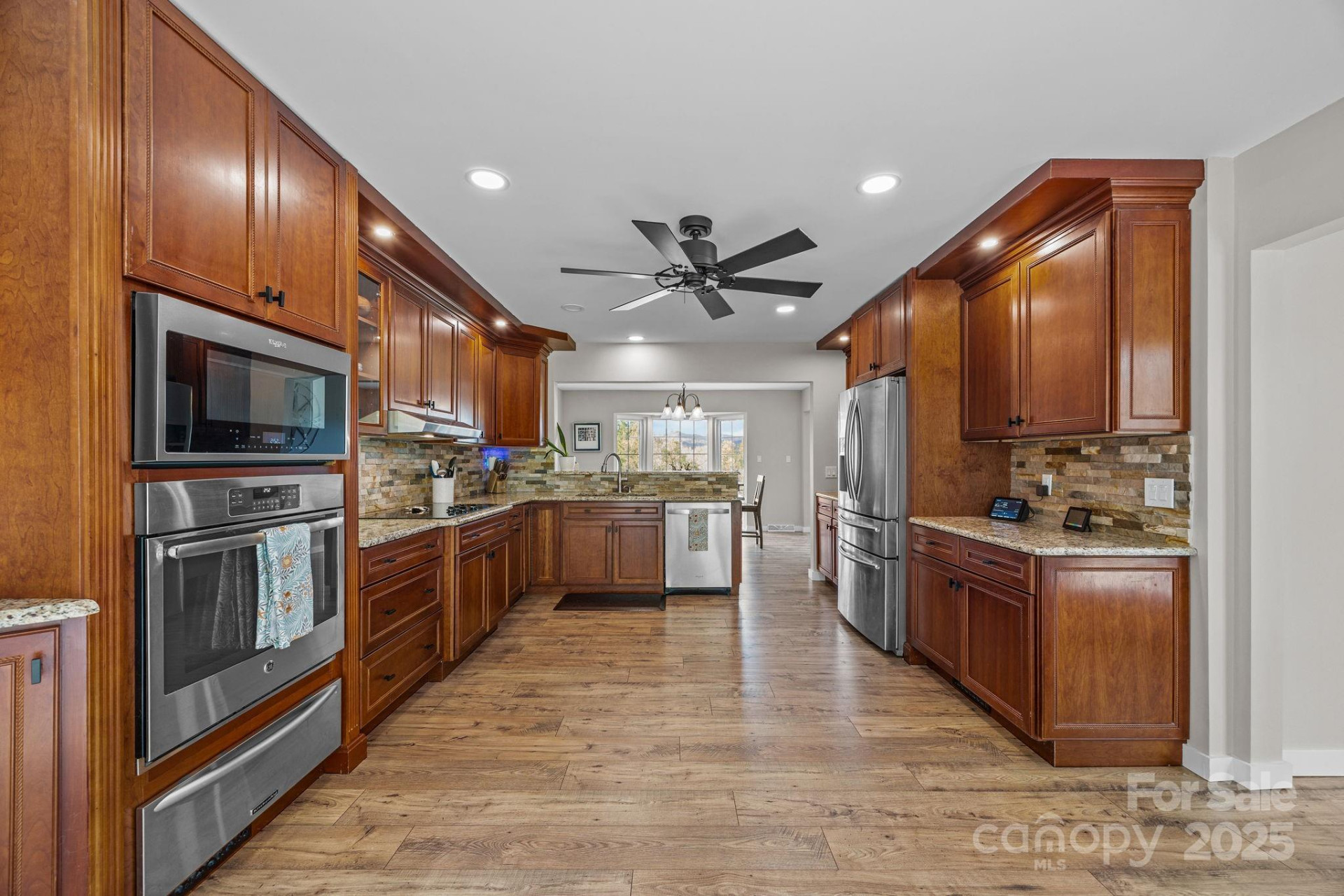 235 Petersburg View Drive - Photo 2